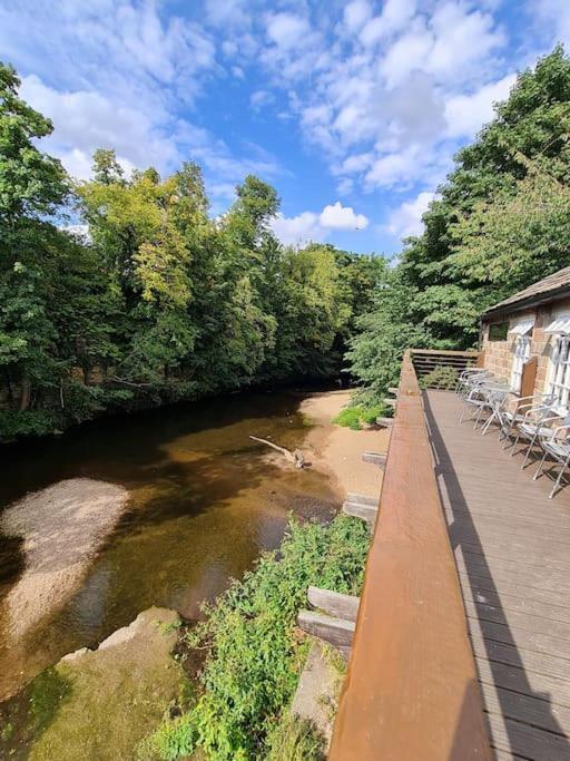 Georgia Lodge แนร์สเบอเรอ ภายนอก รูปภาพ